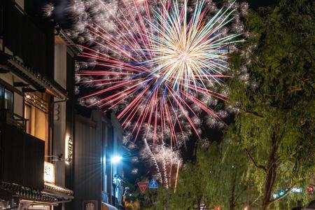 hanabi01-1200x800.jpg